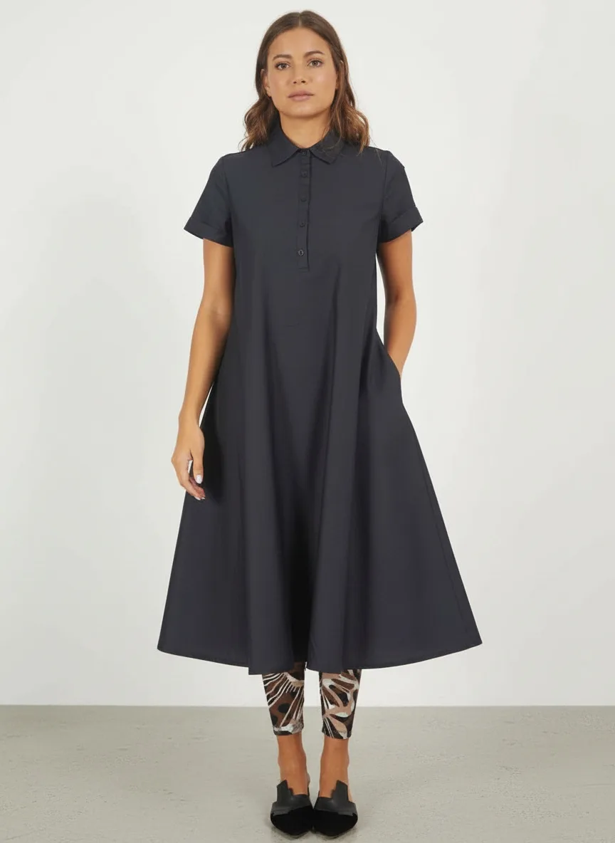 שמלת מעצבים דגם Aviv Midi- כפתורים מידי שחורה לנשים