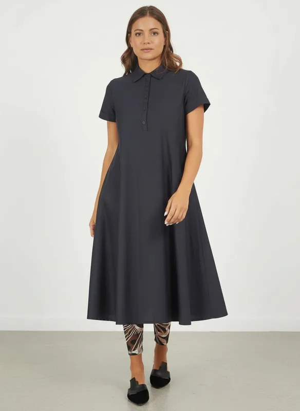 שמלת מעצבים דגם Aviv Midi- כפתורים מידי שחורה לנשים